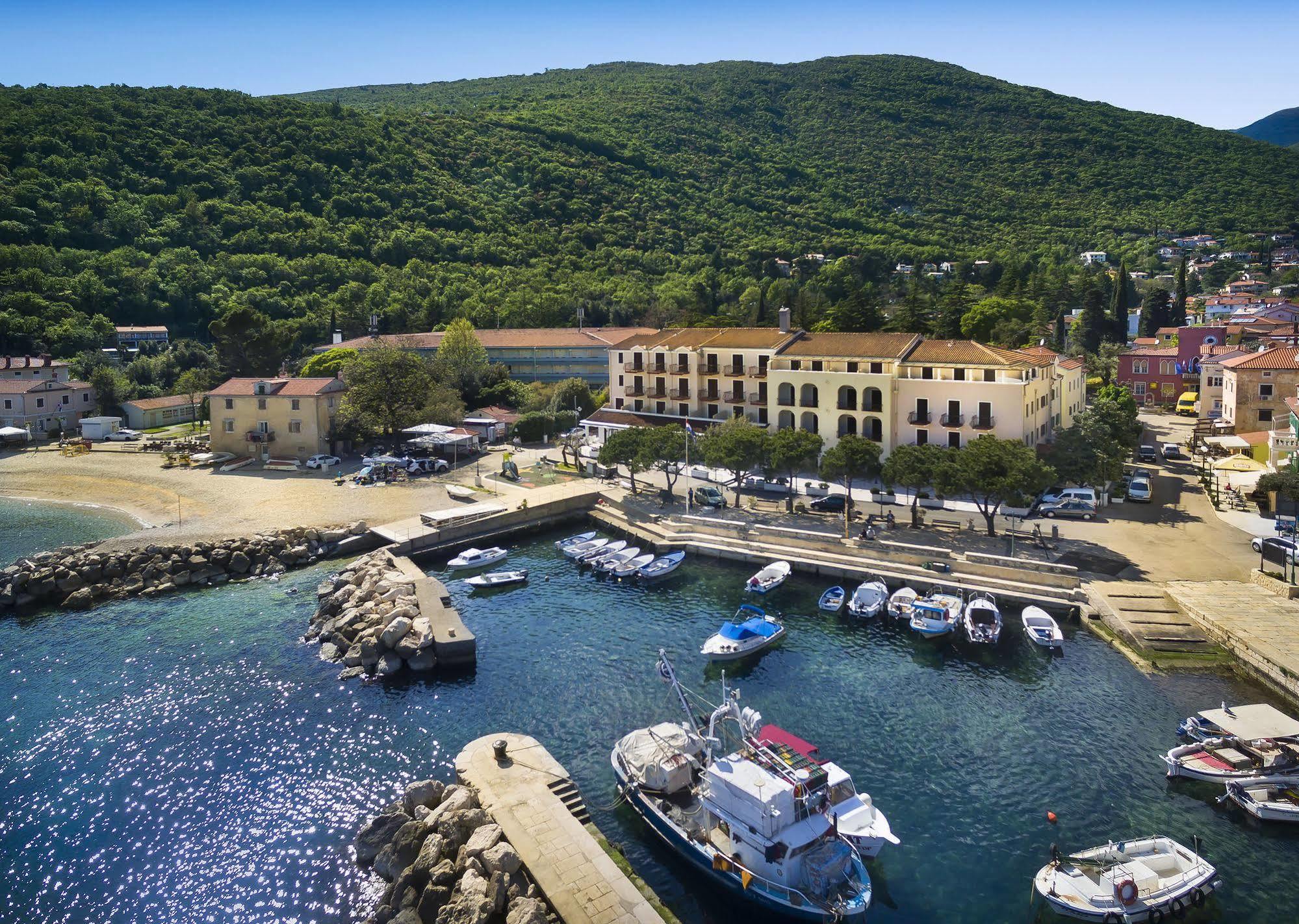 Hotel Mediteran - Liburnia Mošćenička Draga المظهر الخارجي الصورة